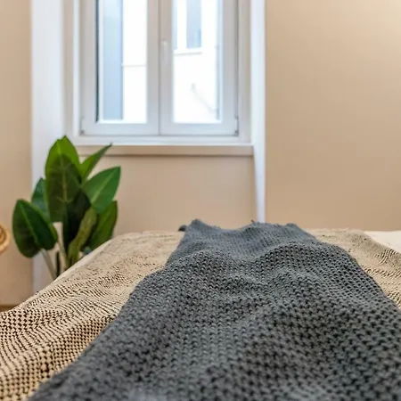 Pregiata Con Bagno Privato - Blu Di Prussia