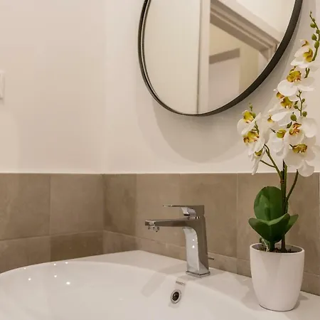 דירה Pregiata Con Bagno Privato - Blu Di Prussia